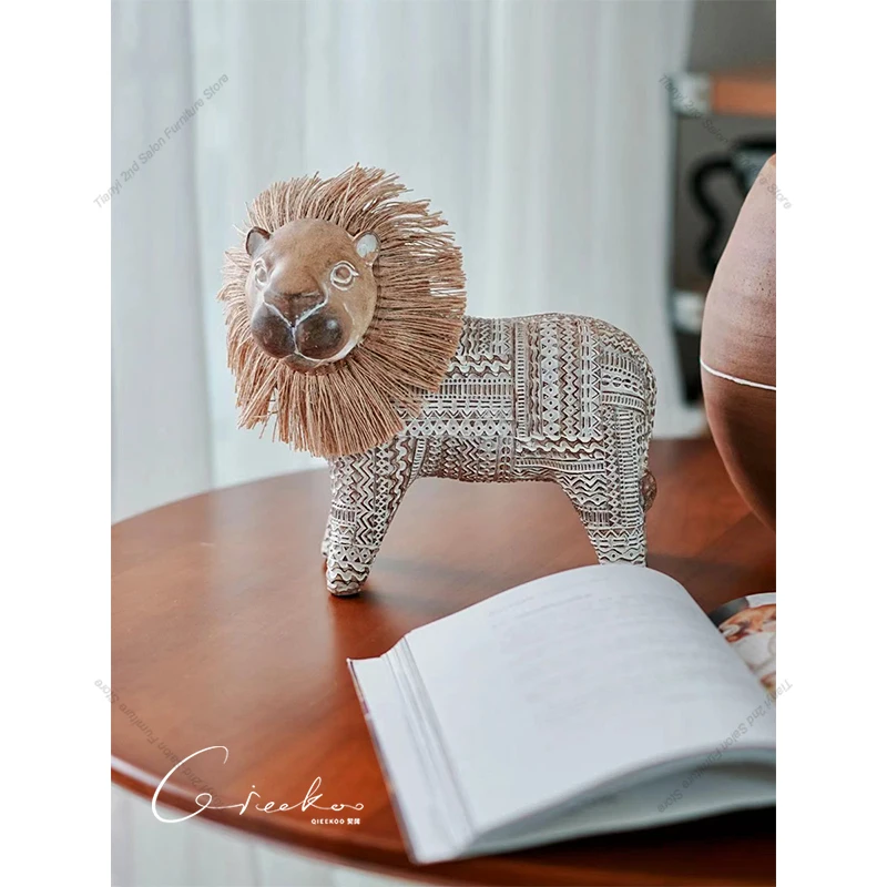 ​ ​ Mini figurines de lion art - Art Craft Room Ideas avis et prix